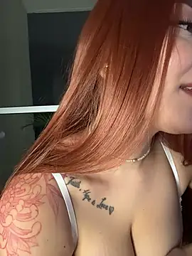 alesziarose_'s cam snapshot