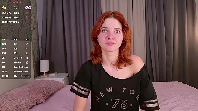 little_poetryyy live sex cam