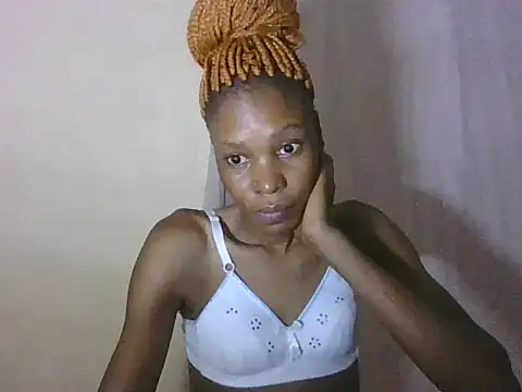 Sweetpetite254's cam snapshot