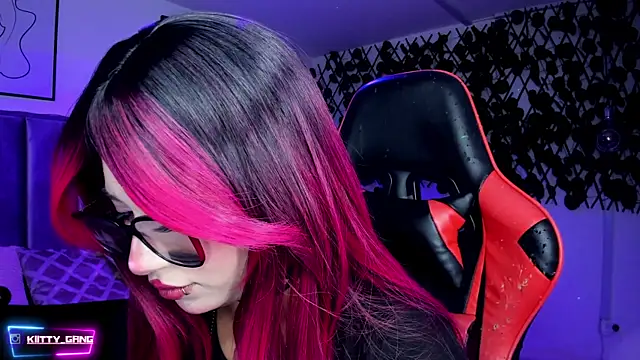 Kitty_Gang live sex cam