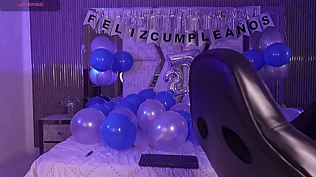 LiamDeep live sex cam