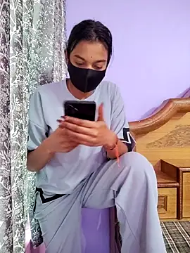 Student12th's cam snapshot