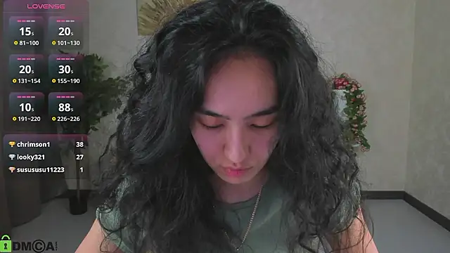 FlirtyAura's cam snapshot