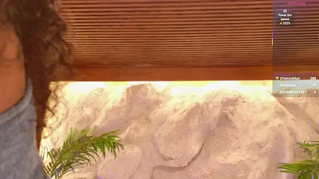 alisonn_moon's cam snapshot