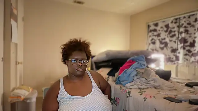 Yagurl___west's cam snapshot