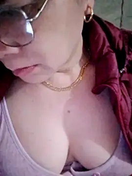 small-house123 live sex cam