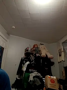 ChuckyyDee live sex cam