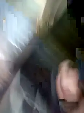 yovana13 live sex cam