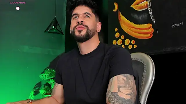 Petesevans live sex cam