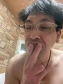 Hideen-real-face live sex cam