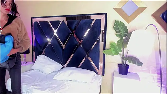 valentina_lenoxx live sex cam