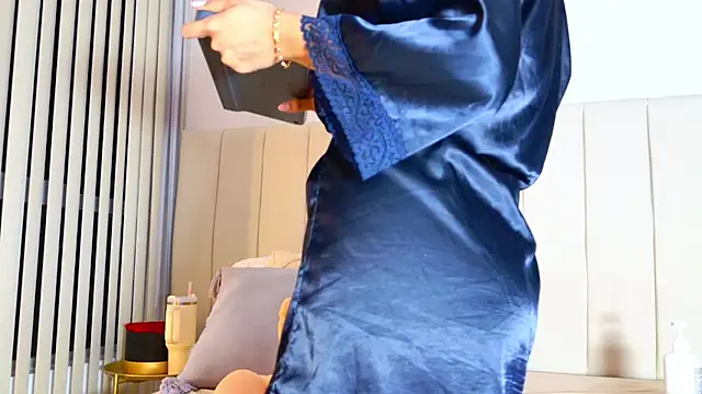 Cathy-Rose live sex cam