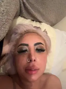 zara_bellexx's cam snapshot