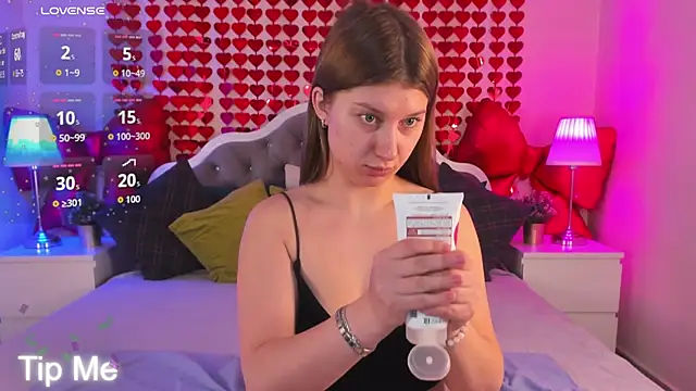 katymeaw's cam snapshot