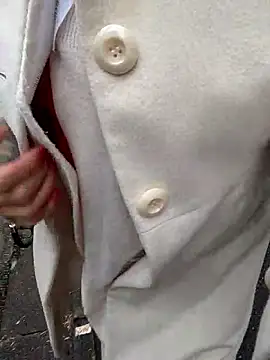 pink-mai's cam snapshot