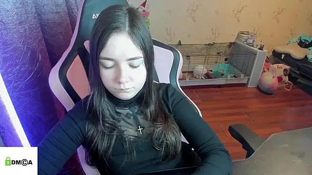 Crazy_forest_fairy's cam snapshot