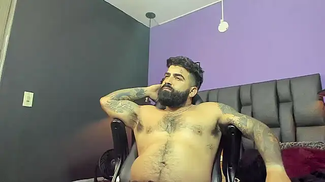 Lyon_vach live sex cam