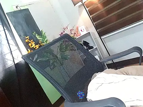 cindysweetcandy live sex cam