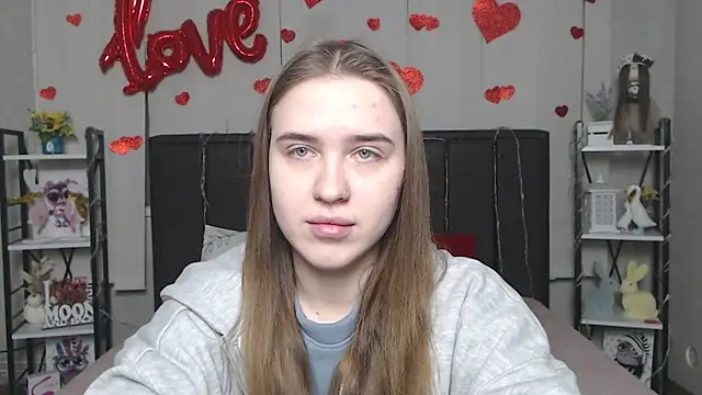 LauraHlot live sex cam