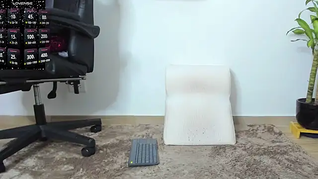 SophieBaker__'s cam snapshot