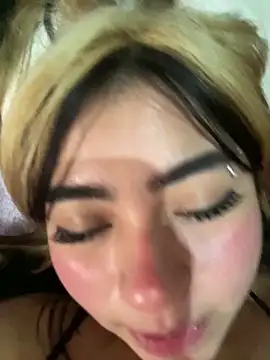 pinkybombon's cam snapshot