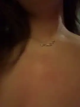 AllaTousNew's cam snapshot