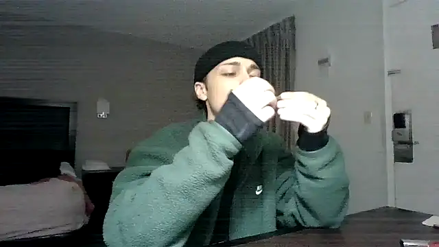 Jbenz420's cam snapshot