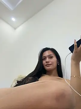 AlexandraYsabella live sex cam