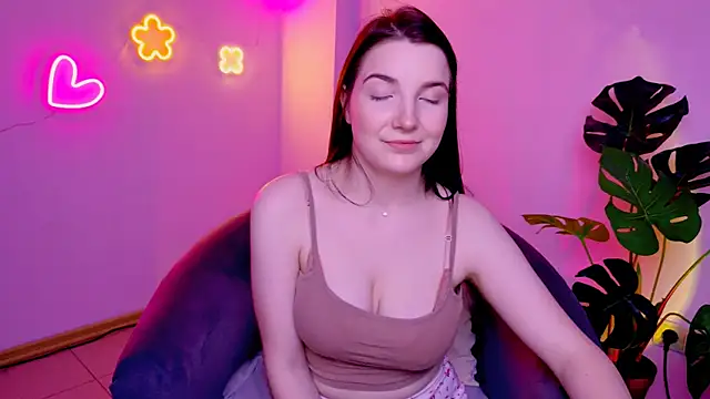 AliceChanel's cam snapshot