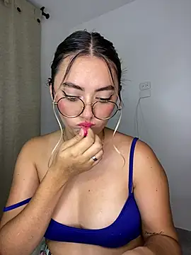 allison_wen's cam snapshot