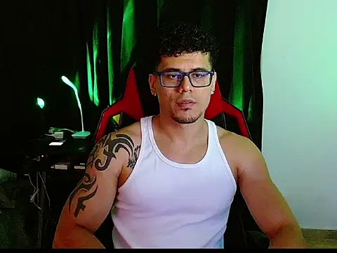 Logan0626's cam snapshot