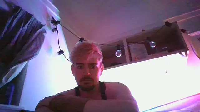 mileses01's cam snapshot