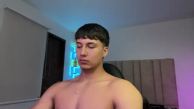 CHRIS_MORGAN1's cam snapshot