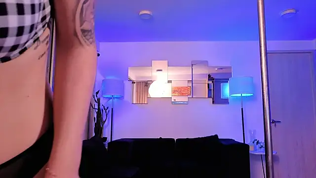 mandi4pole_'s cam snapshot