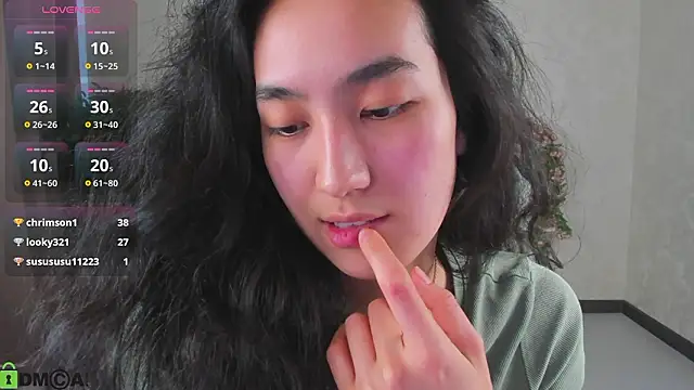 FlirtyAura live sex cam