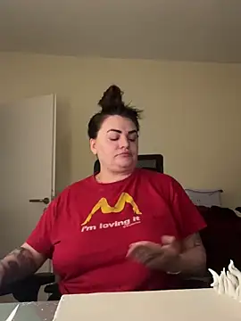 HeyBABYGIRL's cam snapshot