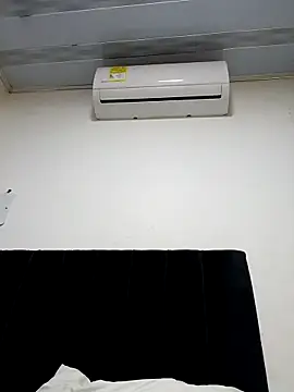 Liancy's cam snapshot