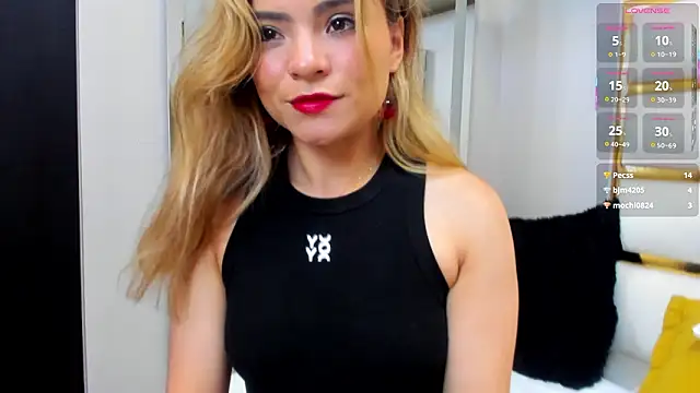 NalaRosse's cam snapshot