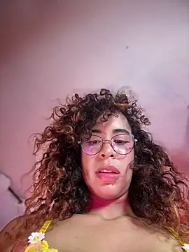 Woo_isDaphne's cam snapshot