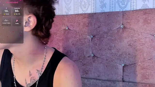 Genesis_And_Jack_'s cam snapshot