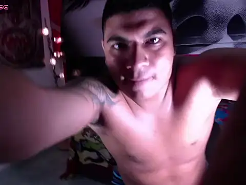 BradKamil's cam snapshot