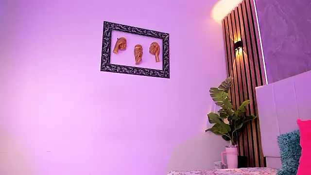 Carlotta_de_velour's cam snapshot