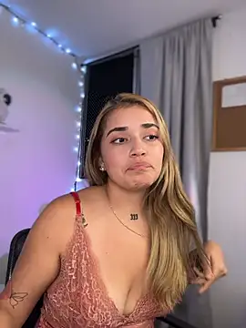 JoselinFlower_'s cam snapshot