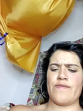 zhayra_rose's cam snapshot