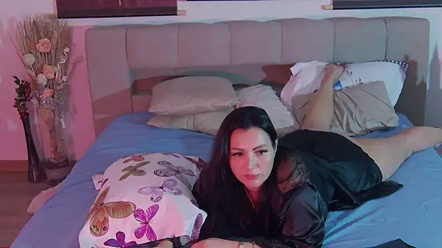 ReiyaRey live sex cam