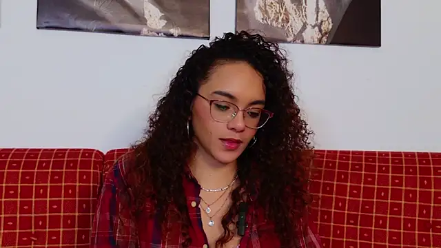 Taylor_Tina's cam snapshot