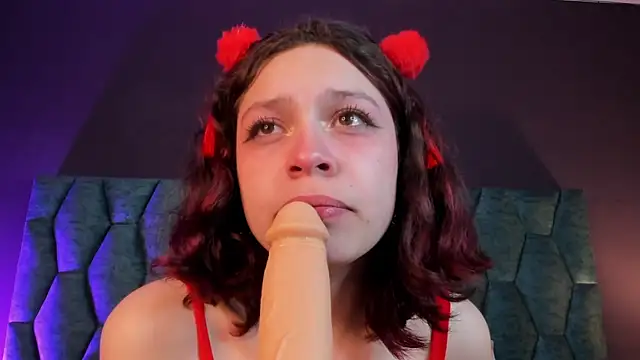 sophie_blaake's cam snapshot