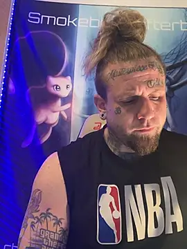 Smokebluntafterblunt's cam snapshot