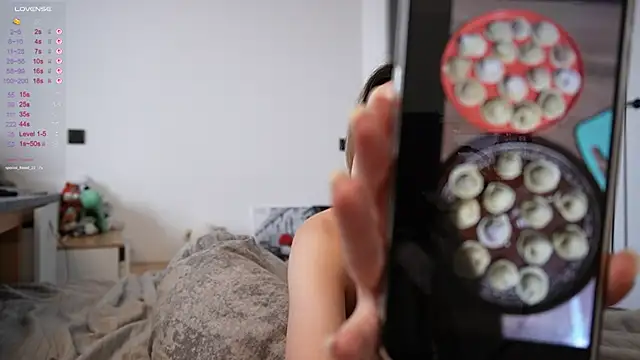 EmelyBenz's cam snapshot