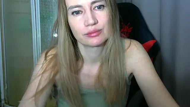 JessFoxxx's cam snapshot